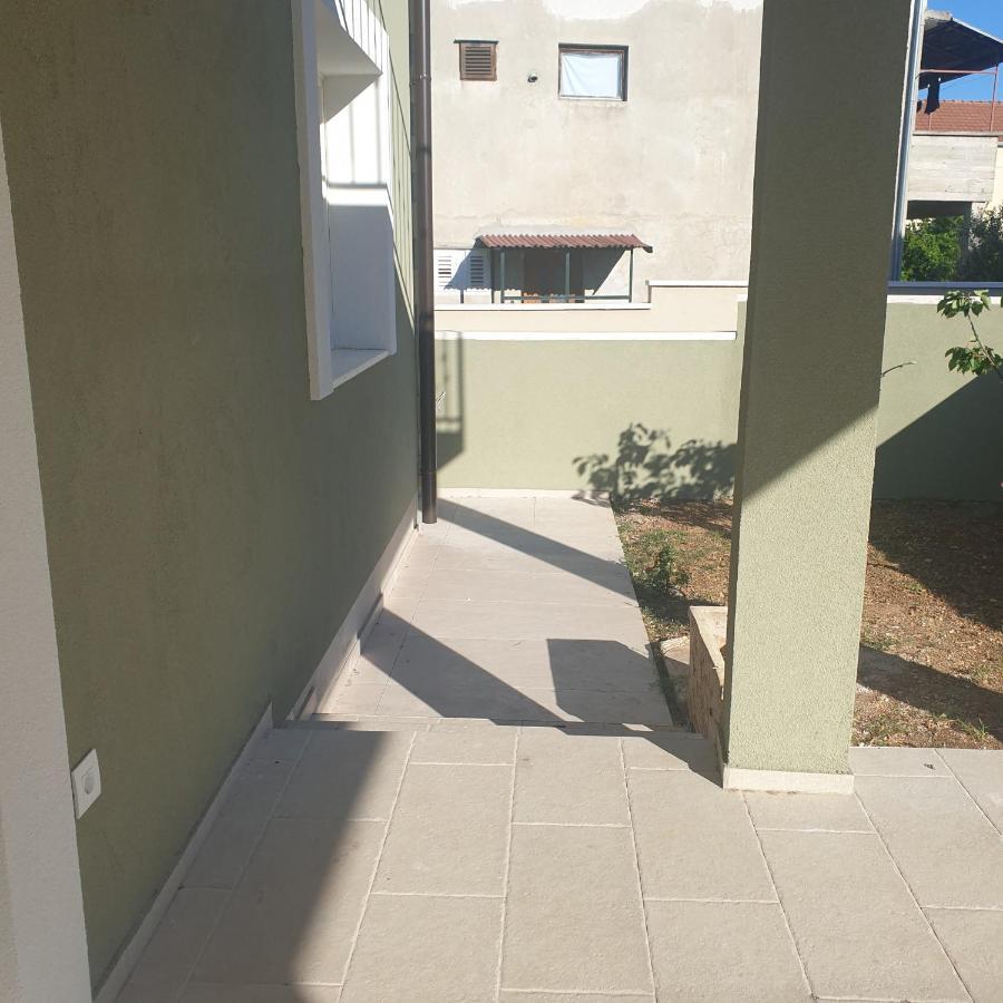 Pina Tourist Apartments Vodice Eksteriør billede