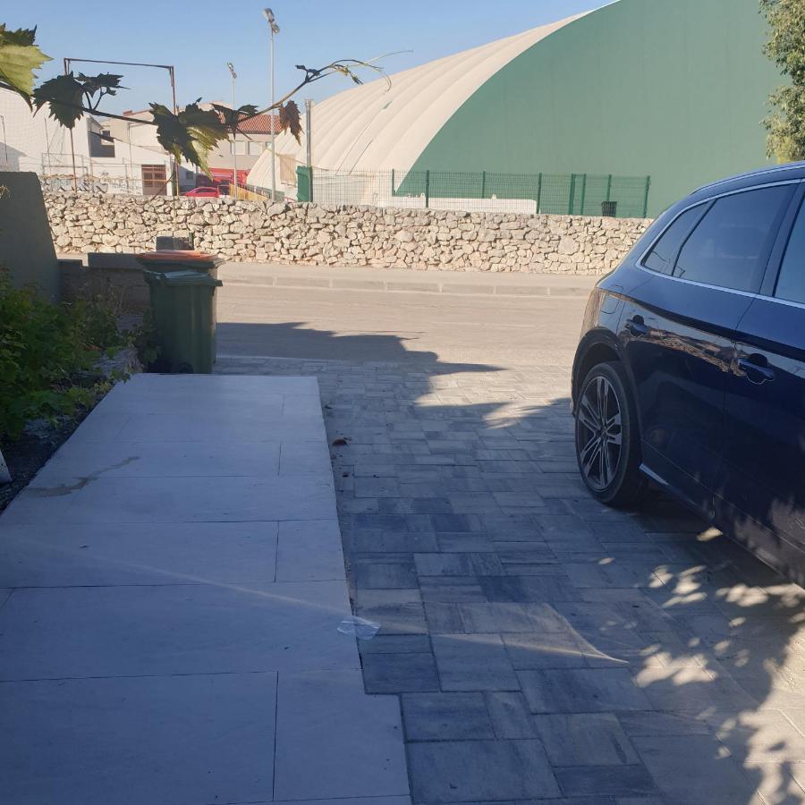 Pina Tourist Apartments Vodice Eksteriør billede